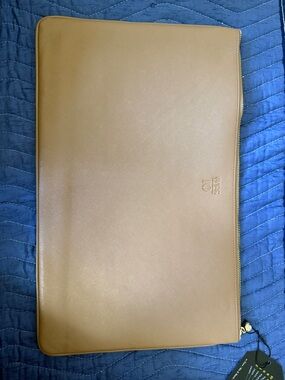 #10 Nudie Tan Pouch
